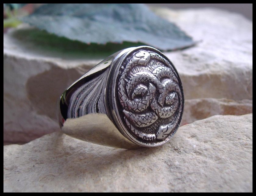 NEVERENDING STORY AURYN RING SURGICAL STEEL (D11)  